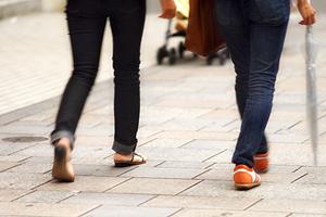 幅広い選択肢でTシャツが作れるサイト